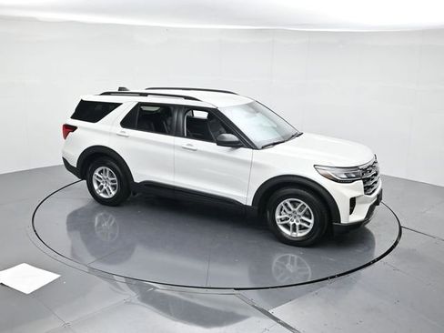 New 2026 Ford Explorer Active w/ Active Comfort Package image 40