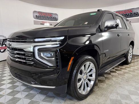 Used 2025 Chevrolet Tahoe Premier RWD image 8
