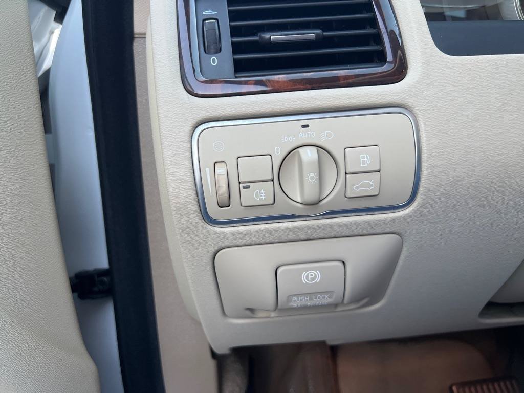 Used 2015 Volvo XC70 3.2 Premier Plus AWD/4WD image 20