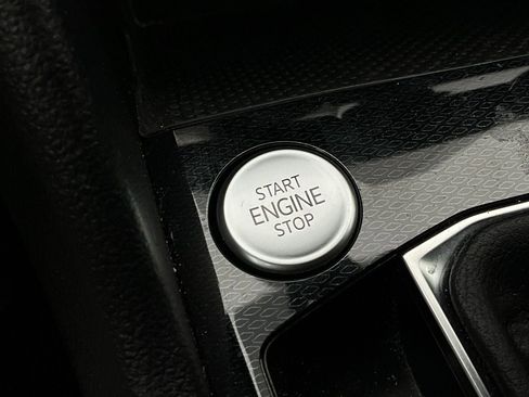 Used 2025 Volkswagen Taos S image 22