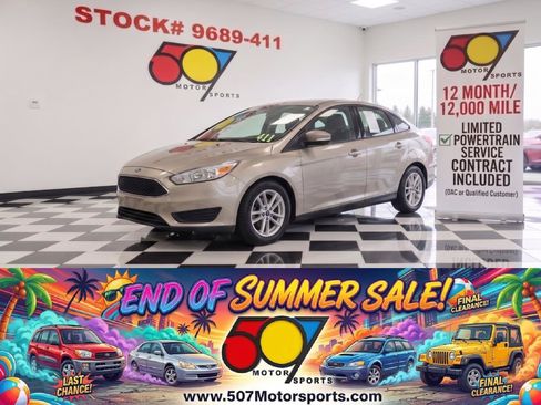 Used 2016 Ford Focus SE FWD image 1