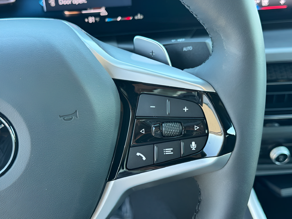Used 2026 BMW 230i xDrive Coupe w/ Premium Package AWD/4WD image 14