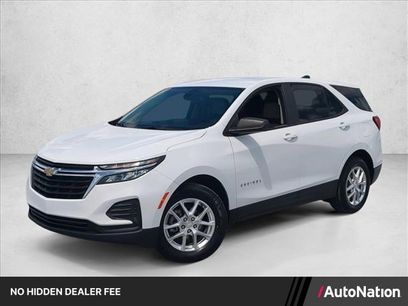 Used 2022 Chevrolet Equinox LS w/ LS Convenience Package
