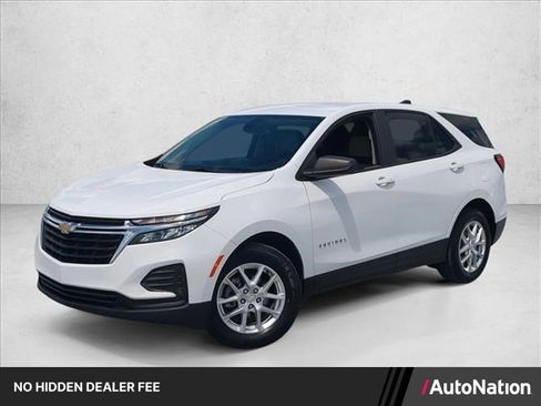Used 2022 Chevrolet Equinox LS w/ LS Convenience Package FWD image 1