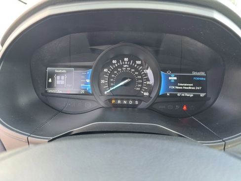 Used 2023 Ford Edge SEL w/ Convenience Package image 28