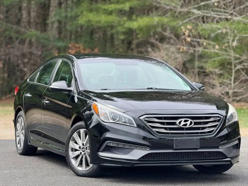 Used 2015 Hyundai Sonata Sport w/ Option Group 04 FWD image 2