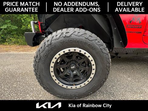 Used 2018 Jeep Wrangler Sport AWD/4WD image 5