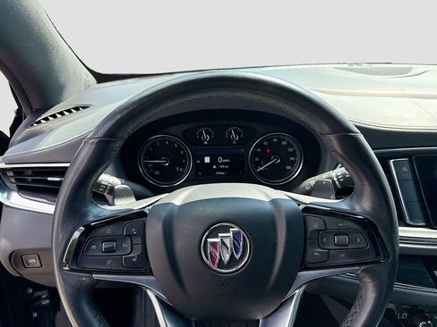 Used 2024 Buick Enclave Essence w/ Experience Buick Package FWD image 13