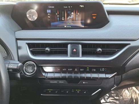 Used 2020 Lexus UX 200 w/ Premium Package FWD image 26