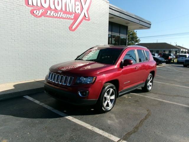 Used 2017 Jeep Compass High Altitude AWD/4WD image 2