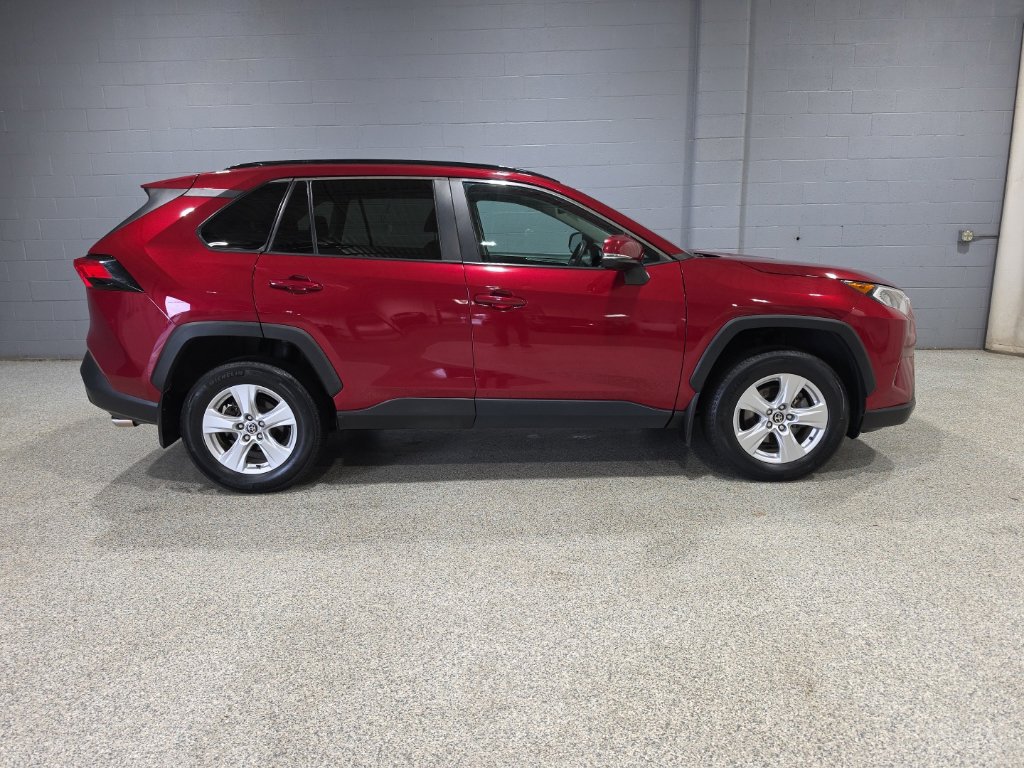 Certified 2021 Toyota RAV4 XLE w/ Convenience Package AWD/4WD image 2