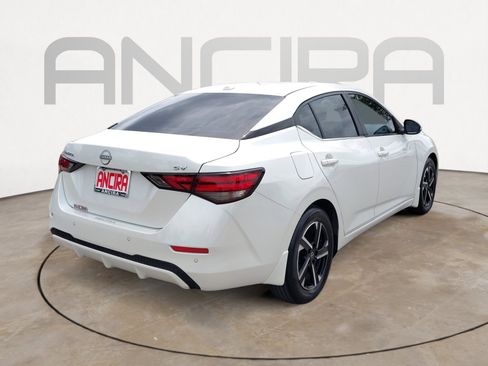 Used 2024 Nissan Sentra SV image 12