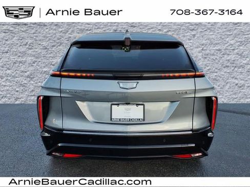Certified 2024 Cadillac Lyriq Luxury image 8