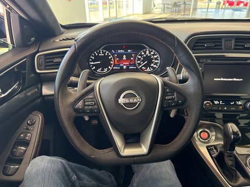Used 2023 Nissan Maxima SR w/ Sport Mat Group image 24