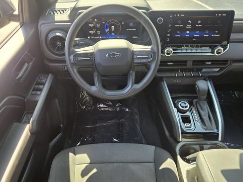 Used 2024 Chevrolet Colorado Trail Boss w/ Technology Package AWD/4WD image 13