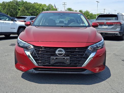Used 2024 Nissan Sentra SV w/ Trunk Package FWD image 2