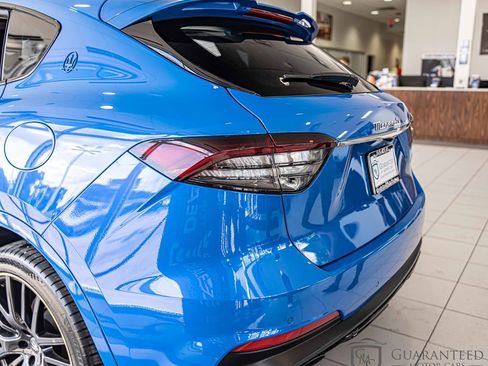 Used 2022 Maserati Levante F Tributo image 14