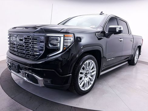 Used 2025 GMC Sierra 1500 Denali Ultimate AWD/4WD image 18
