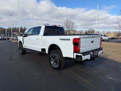 Certified 2024 Ford F350 Lariat w/ Lariat Ultimate Package image 7