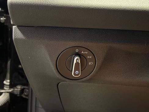 Used 2025 Volkswagen Jetta S FWD image 16