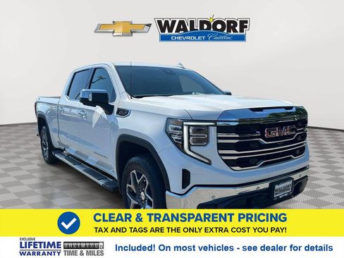 Used 2025 GMC Sierra 1500 SLT w/ SLT Premium Package AWD/4WD image 1