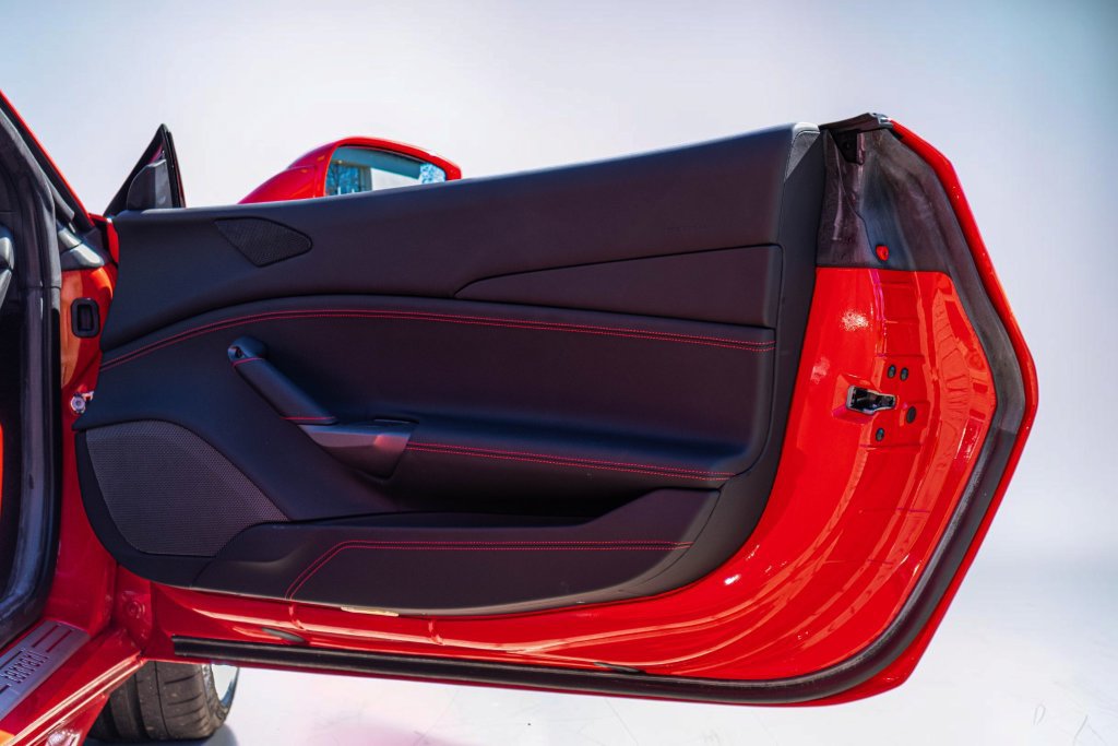 Certified 2019 Ferrari 488 Spider RWD image 47