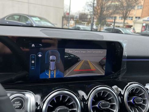 New 2026 Mercedes-Benz GLB 250 4MATIC image 27