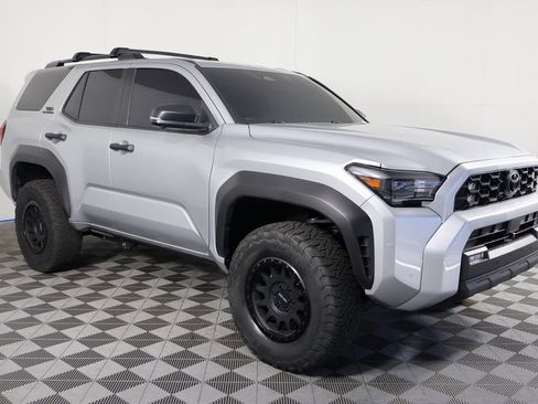 Used 2025 Toyota 4Runner TRD Off-Road Premium AWD/4WD image 3