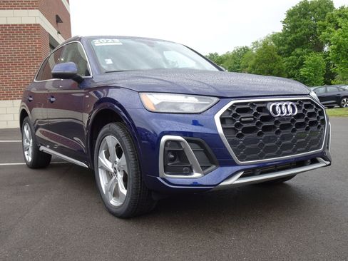 Certified 2023 Audi Q5 2.0T Premium Plus w/ Premium Plus Package AWD/4WD image 6