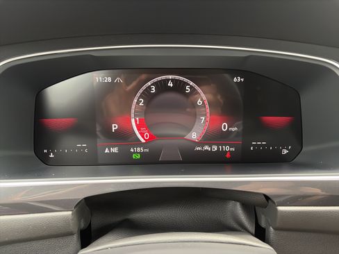 Certified 2024 Volkswagen Tiguan SE R-Line AWD/4WD image 20