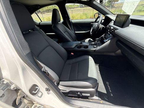 Used 2023 Lexus IS 300 w/ Comfort Package RWD image 15
