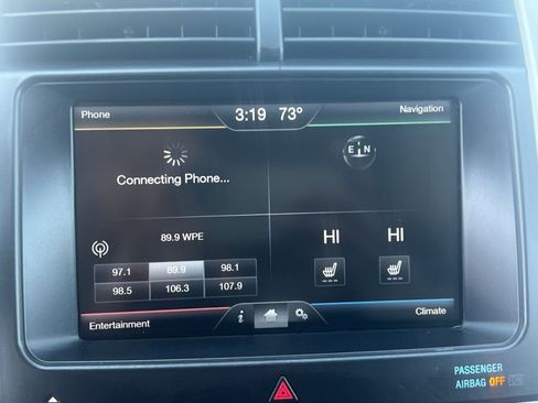 Used 2013 Ford Edge Limited FWD image 26