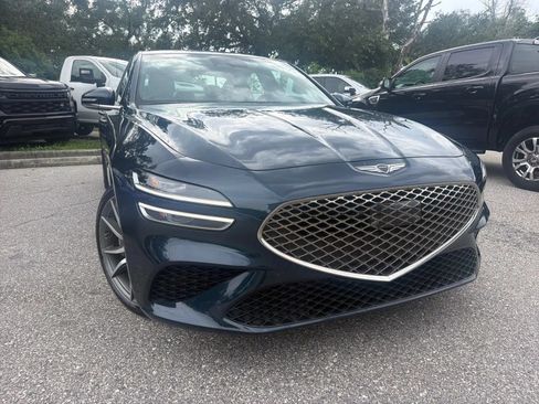 Used 2025 Genesis G70 2.5T RWD image 5