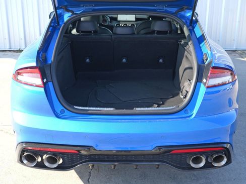 Used 2022 Kia Stinger GT1 image 9