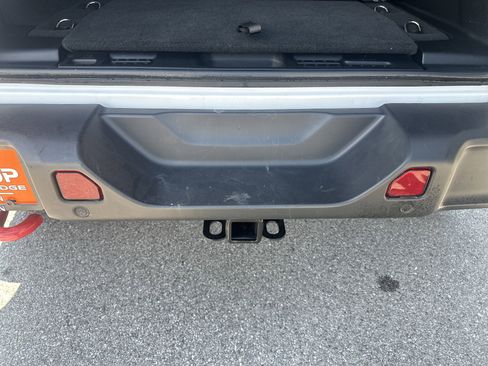 Used 2022 Jeep Wrangler Unlimited Rubicon w/ LED Lighting Group image 26