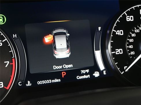 Used 2024 Acura RDX SH-AWD w/ Advance Package image 3