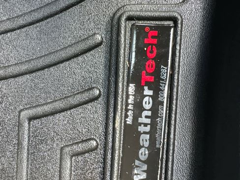 Used 2022 Dodge Challenger R/T Scat Pack w/ Shaker Package RWD image 19