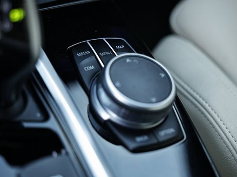 Used 2021 BMW X3 xDrive30i w/ Premium Package image 40