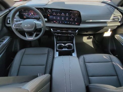 New 2026 Chevrolet Traverse LT w/ Midnight/Sport Edition FWD image 5