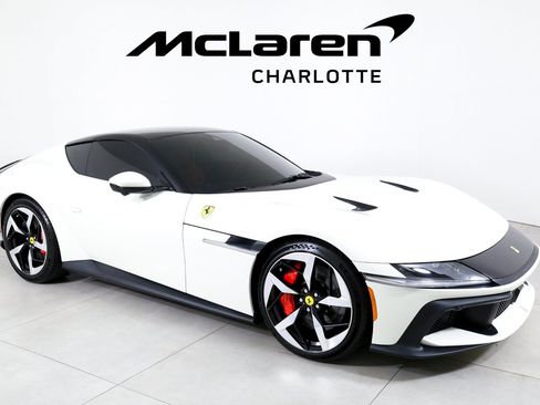 Used 2025 Ferrari 12Cilindri RWD image 2
