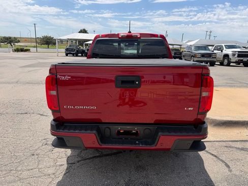 Used 2021 Chevrolet Colorado Z71 w/ Safety Package RWD image 5