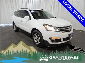 Used 2017 Chevrolet Traverse LT image 1