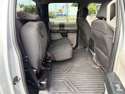 Used 2018 Ford F150 XL w/ Equipment Group 101A Mid AWD/4WD image 40
