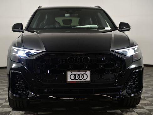 New 2026 Audi Q8 Prestige image 5