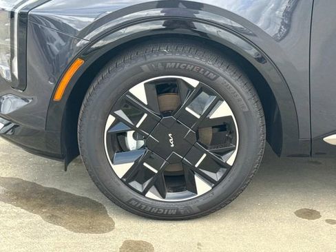 New 2026 Kia Sportage SX FWD image 5