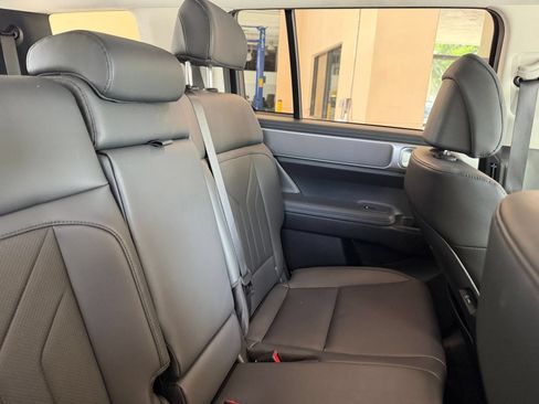 Used 2026 Hyundai Santa Fe SEL FWD image 29