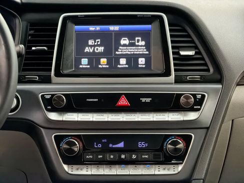 Used 2018 Hyundai Sonata Limited image 29