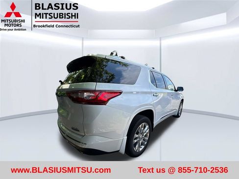 Used 2021 Chevrolet Traverse High Country w/ LPO, Floor Liner Package AWD/4WD image 8