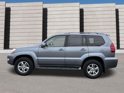 Used 2004 Lexus GX 470 AWD/4WD image 2