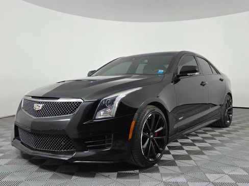 Used 2017 Cadillac ATS V w/ Luxury Package RWD image 4